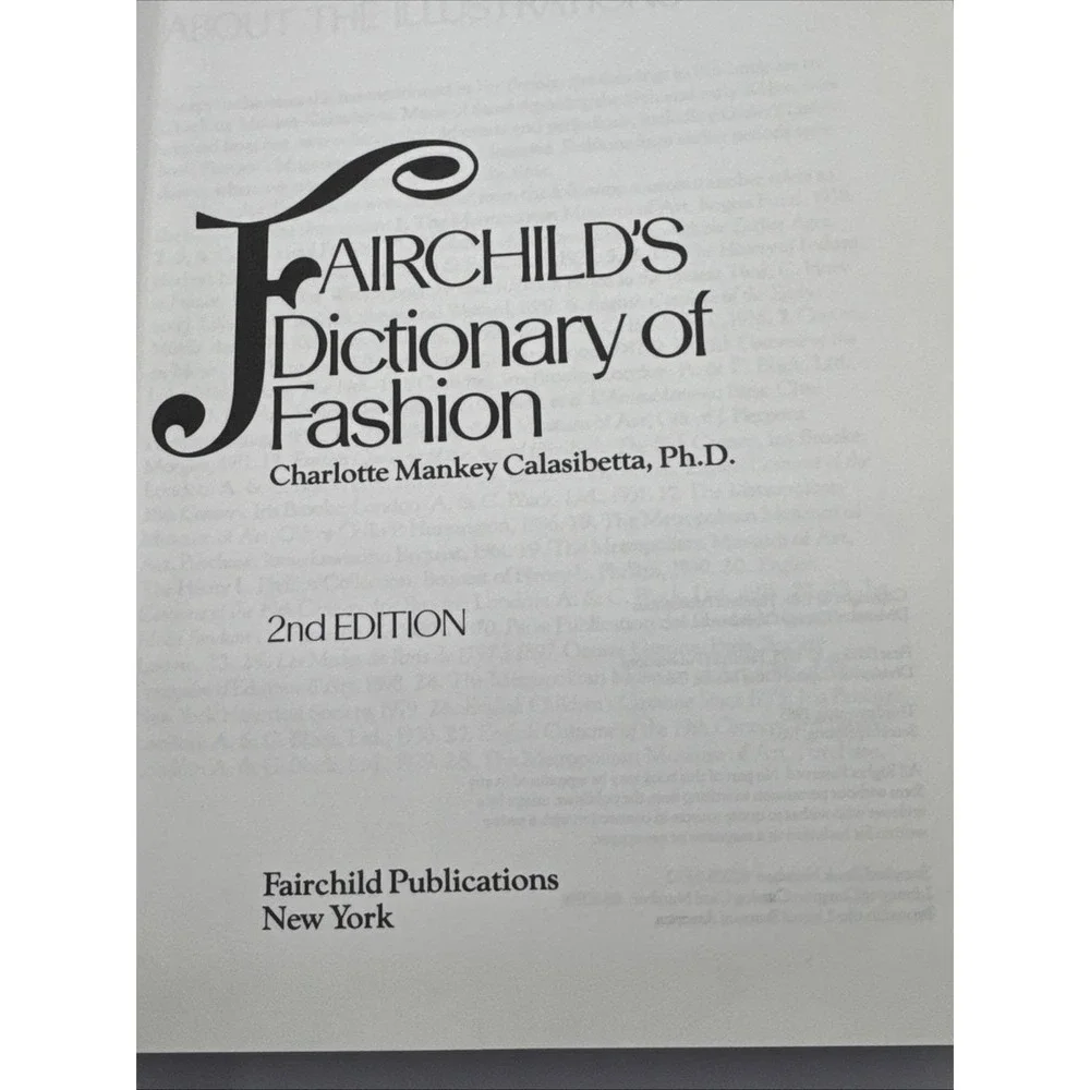 Fairchild's Dictionary of Fashion by Calasibetta Hardcover 2nd edition m1‎